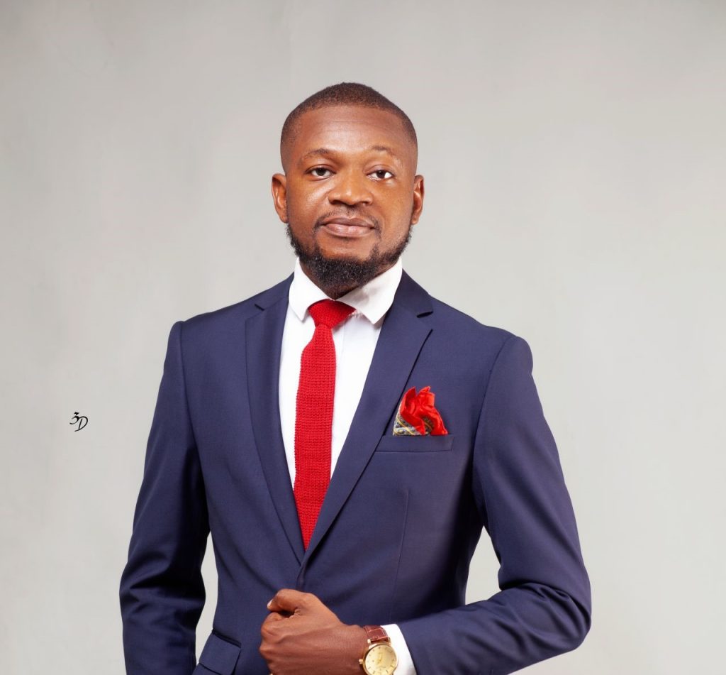 image hans-assogba-hr-specialiste-rh-head-hunter-projecteur-magazine-drh