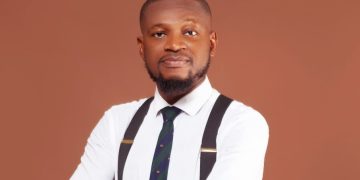 image hans-assogba-hr-specialiste-rh-head-hunter-projecteur-magazine-drh-consultant-rh