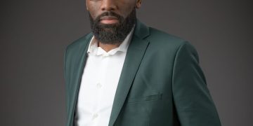 image kevin-balengou-fondateur-du-reseau-synergies-expert-comptable-interview-projecteur-magazine