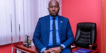 image yannick-djemeni-avocat-daffaires-droit-penal-droit-civil-camerounais-projecteur-magazine-lawyer