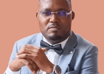 Steve Osa Evina, gestionnaire commercial