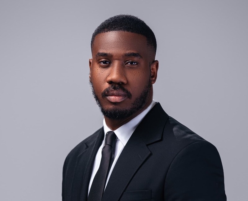 Article sur l'IA rédigé par Yvan KUYO, expert en transformation digitale