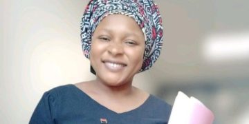 rita-ndzie-promotrice-hrtitude-experte-rh-emploi-coach-emploi-travail-projecteur-magazine-conseils-astuces (7)