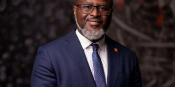 Patrick BENON, Directeur Général Orange Cameroun-article-portrait-20-acteurs-clés-qui-ont-marqué-lannnée-2024-au-cameroun-projecteur magazine