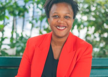 Fabienne Wiltord-interview-projecteur magazine-sommet-des-managers-en-mission