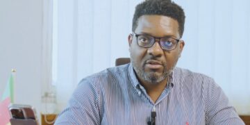 Article portrait de Guy-isaac Nkoundji, country controller manager chez Orange cameroun-projecteurmagazine