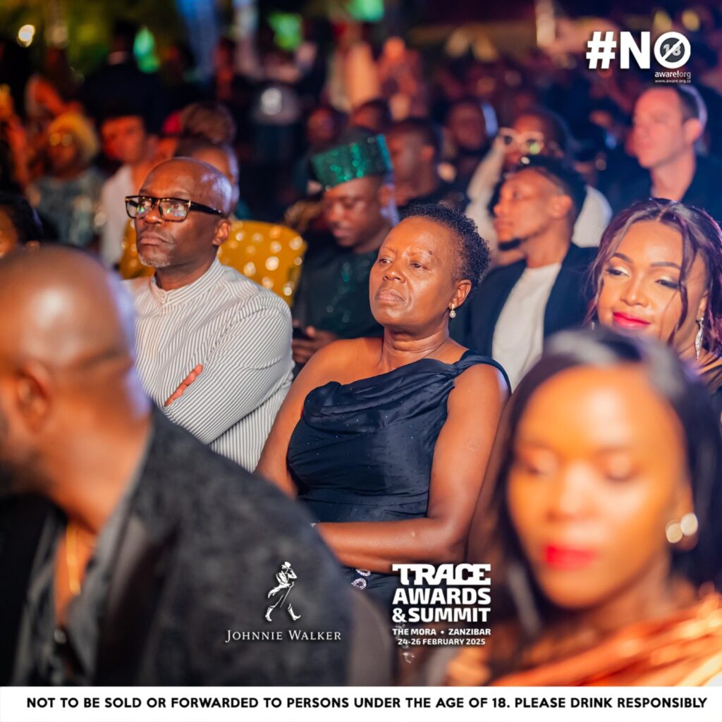 Johnnie Walker Honore les Plus Grandes Stars de la Musique Africaine lors des TRACE Awards 2025(projecteur magazine