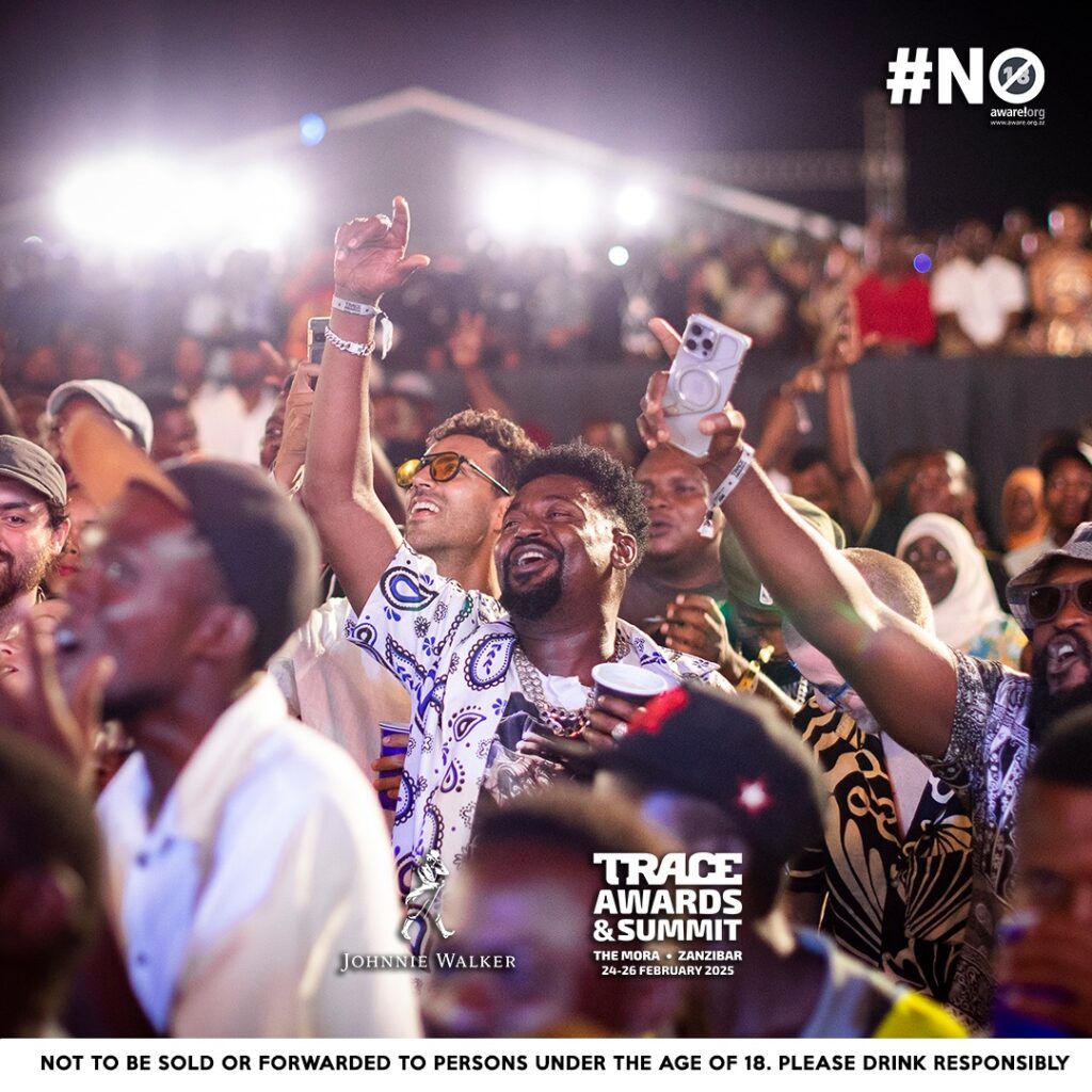 Johnnie Walker Honore les Plus Grandes Stars de la Musique Africaine lors des TRACE Awards 2025(projecteur magazine