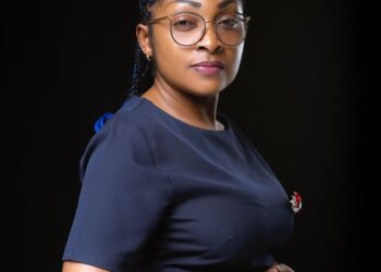 Entretien avec Ngo Nwaha Bell Martine, assistance logistique shipping chez PAM Cameroun-interview-projecteurmagazine-10032025