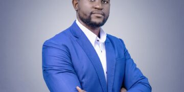 Migrer un système bancaire, digitaliser la gestion de la trésorerie, optimiser l’expérience client… Ces chantiers, Gaël Emmanuel Koum les pilote au quotidien