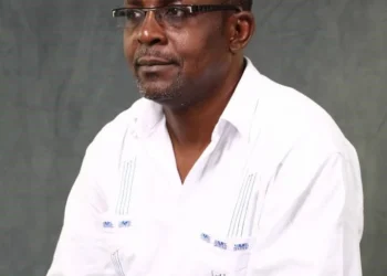 33 ans de carrière internationale : l’histoire inspirante du Dr. Honore MONDOMOBE