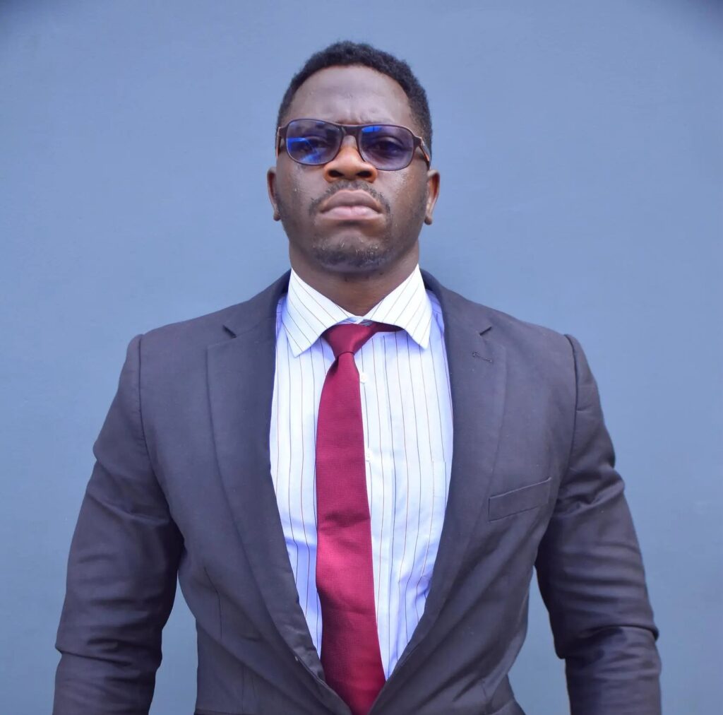 arthur kemtsa-business analyst du mois