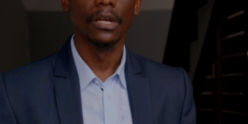 Une initiative ambitieuse, pensée pour mieux informer et mieux former les populations et rapprocher la technologie des réalités locales.