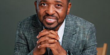 image du pr victor mbarika, l'universitaire qui souhaite soutenir la presse camerounaise à hauteur de 100 Millions FCFA