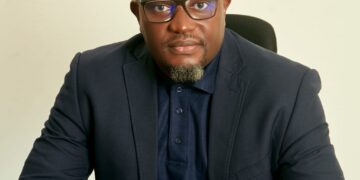 image de collins fotso, président de l'association camerounaise des gestionnaires des risques et conformité